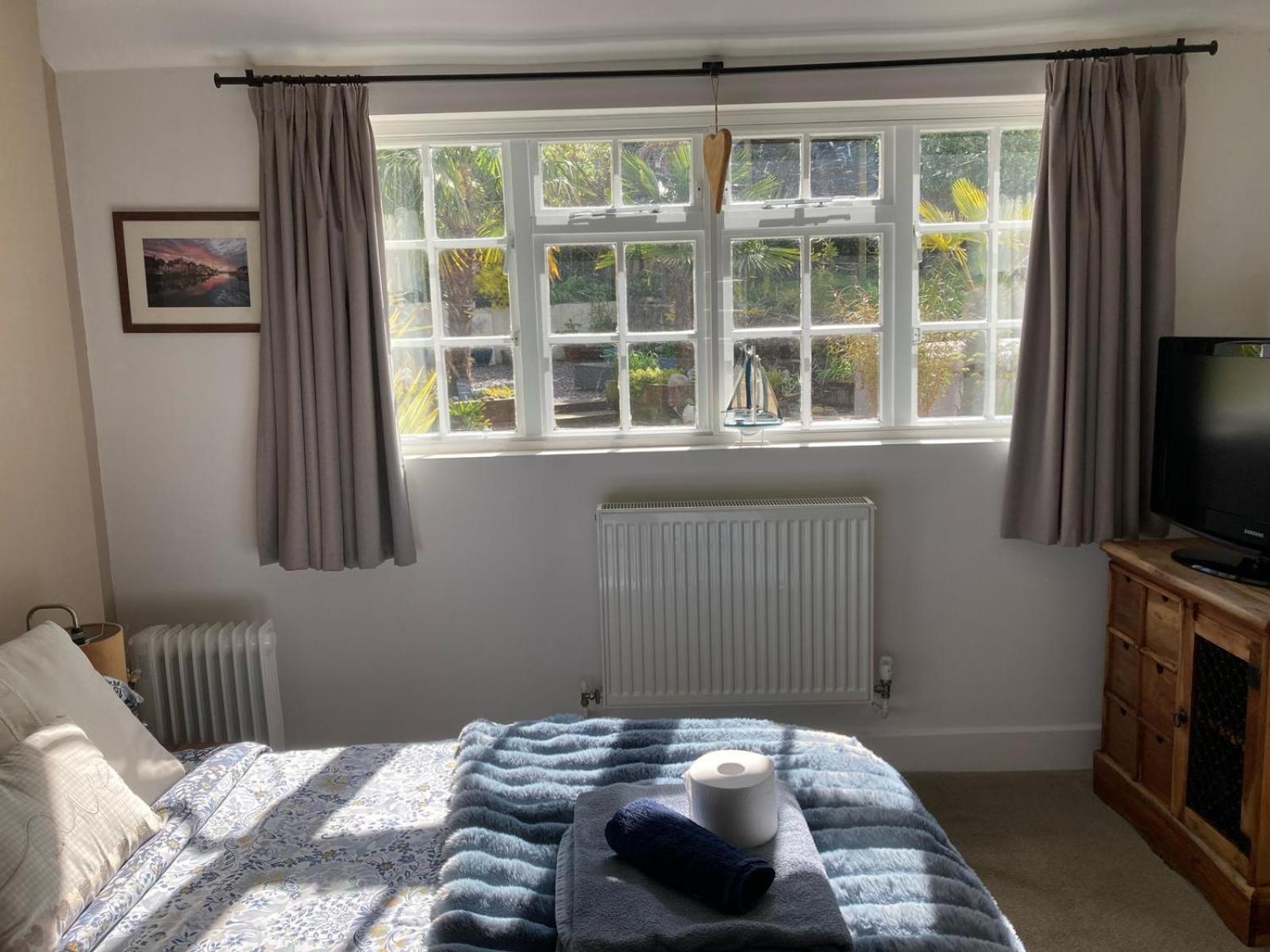 Guest Suite At 31 Little England Milborne Saint Andrew Εξωτερικό φωτογραφία