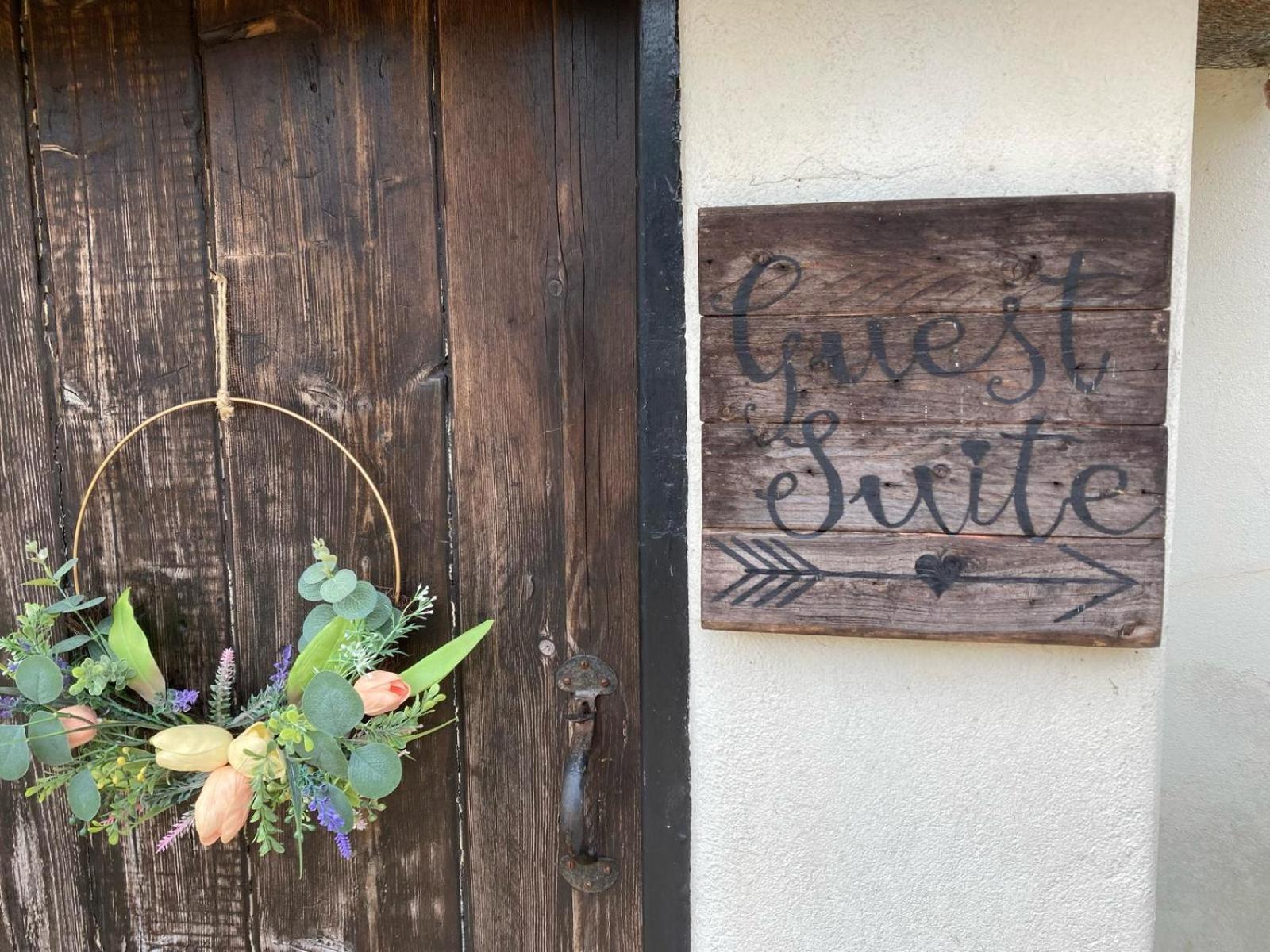 Guest Suite At 31 Little England Milborne Saint Andrew Εξωτερικό φωτογραφία